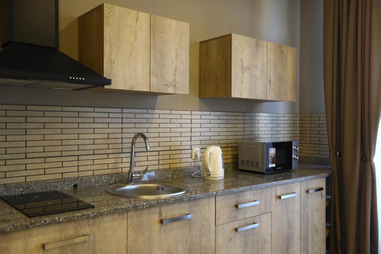 Brick House II Apartment Tbilisi Bagian luar foto